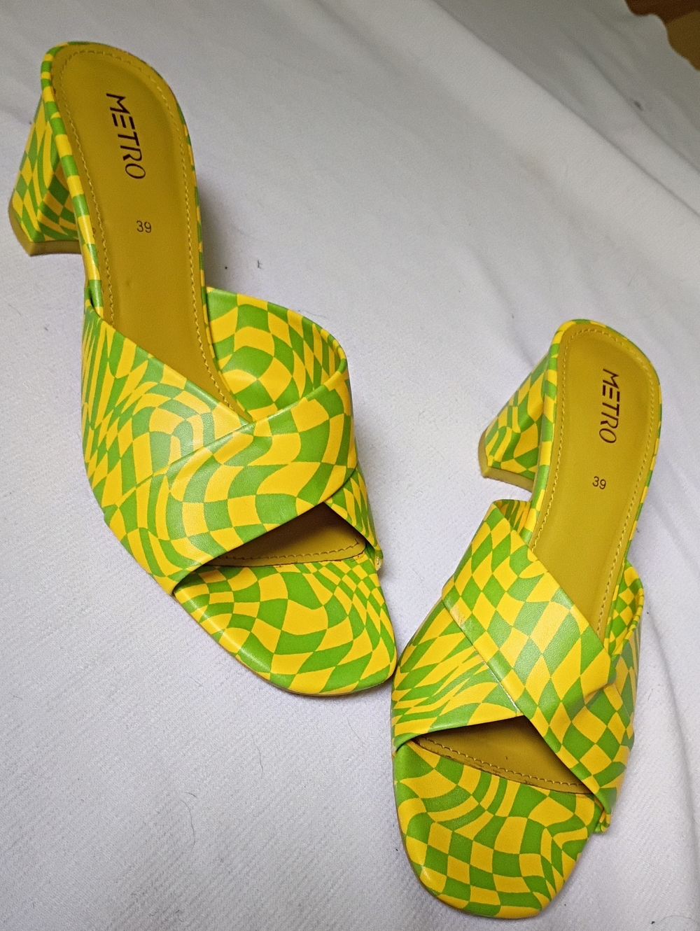 Metro Green & Yellow Patterned Slide Sandals